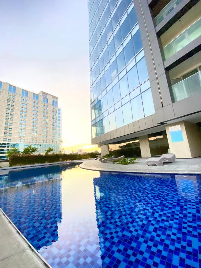 Condotel Aeon Towers Davao 20Mbps Wifi Exterior foto